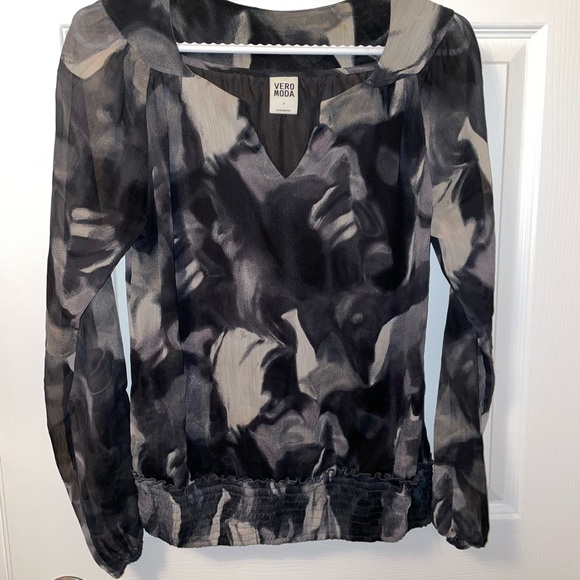 Vero Moda Blouse - Picture 2 of 4